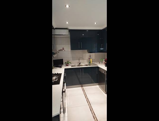 2 BEDROOM SECTIONAL TITLE FOR SALE IN CLARE ESTATE